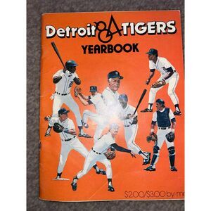 Detroit Tigers 1984 Yearbook + Spring Training Program World Series Champions